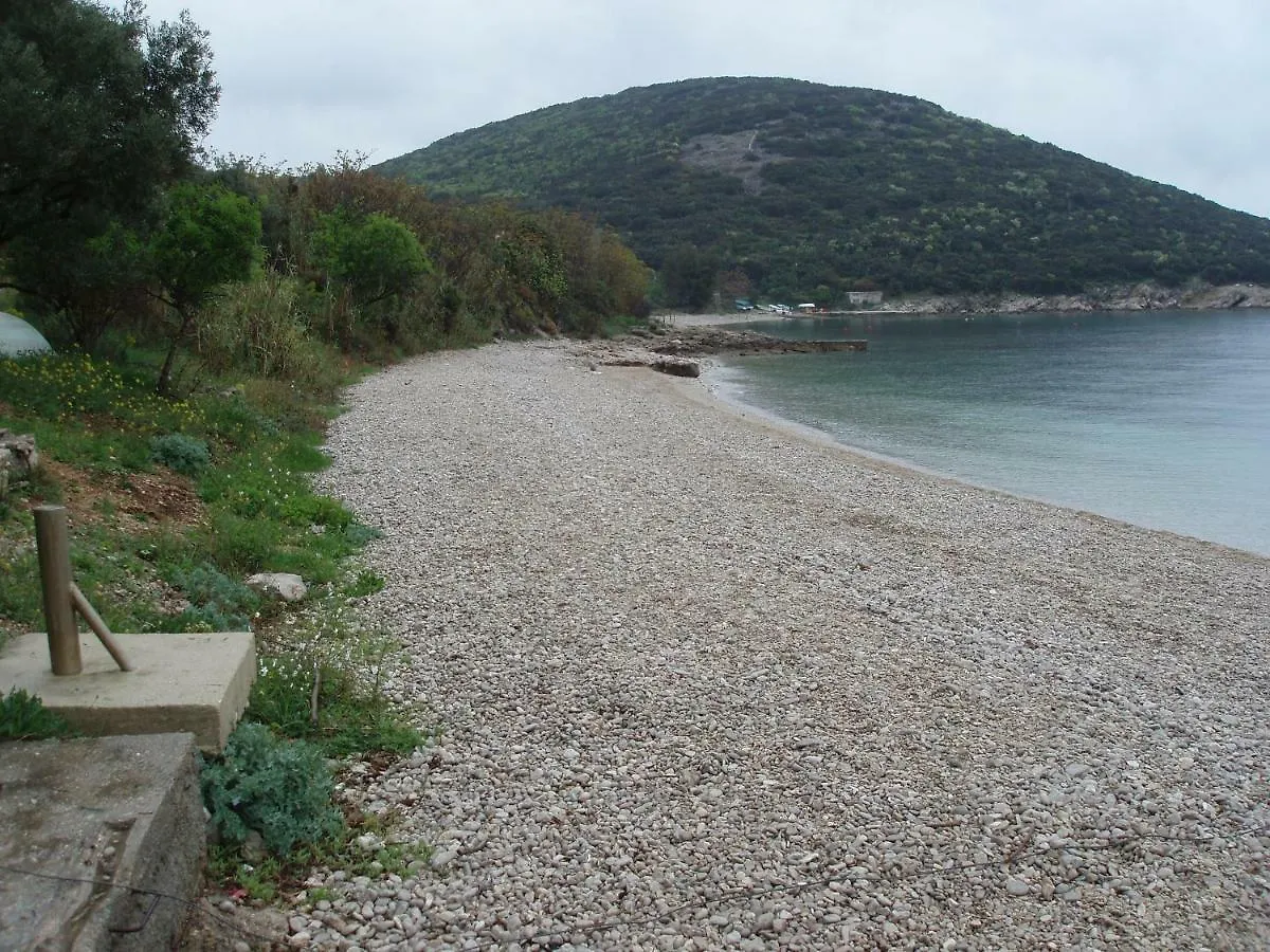 Holiday Home Cres Štivan 0*,  Croazia